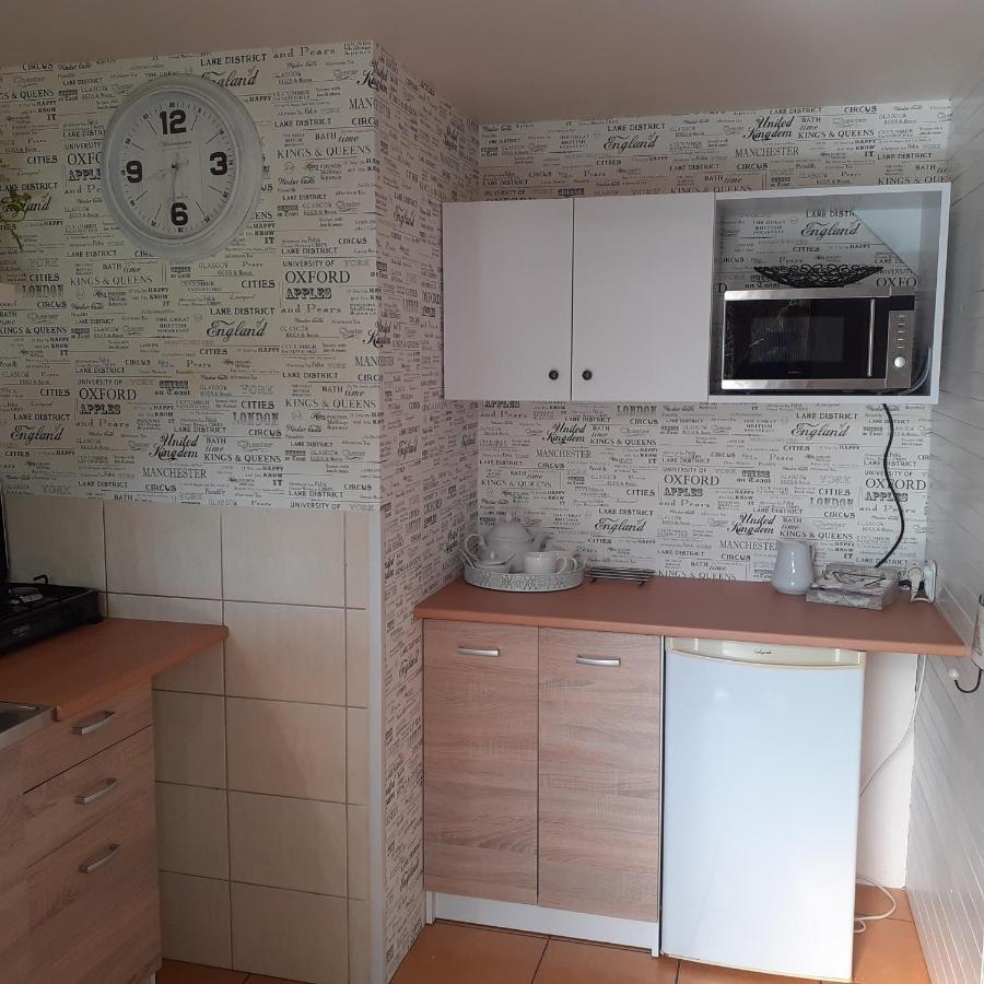 domek dla 2 osób Junoszyno Zewnętrze zdjęcie